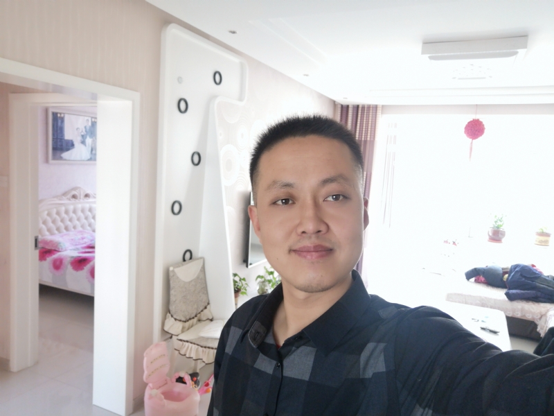 匆匆那年的第四张照片--伊犁闪婚服务中心