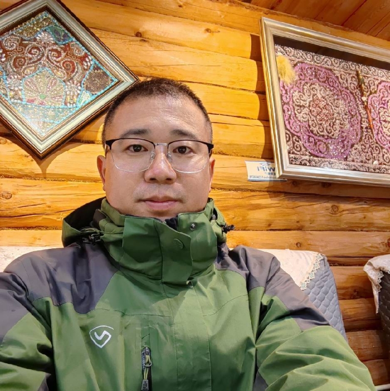 小明的第一张照片--伊犁闪婚服务中心
